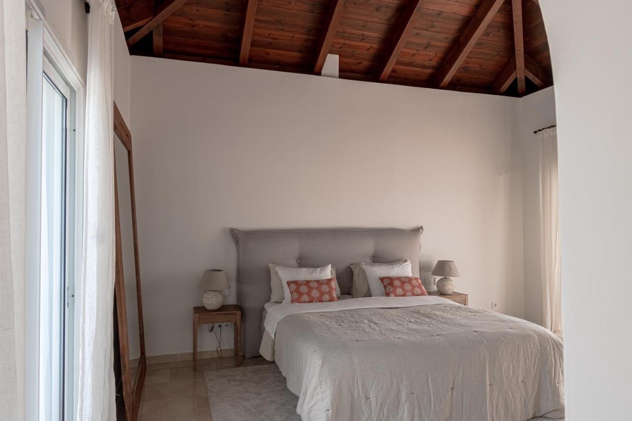 Luxurious Penthouse In Ventura Del Mar, Puerto Banus.