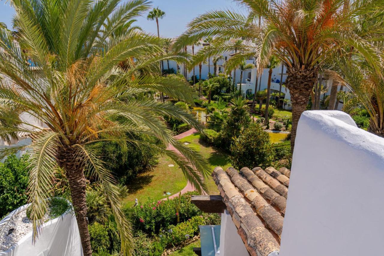 Luxurious Penthouse In Ventura Del Mar, Puerto Banus. Appartement